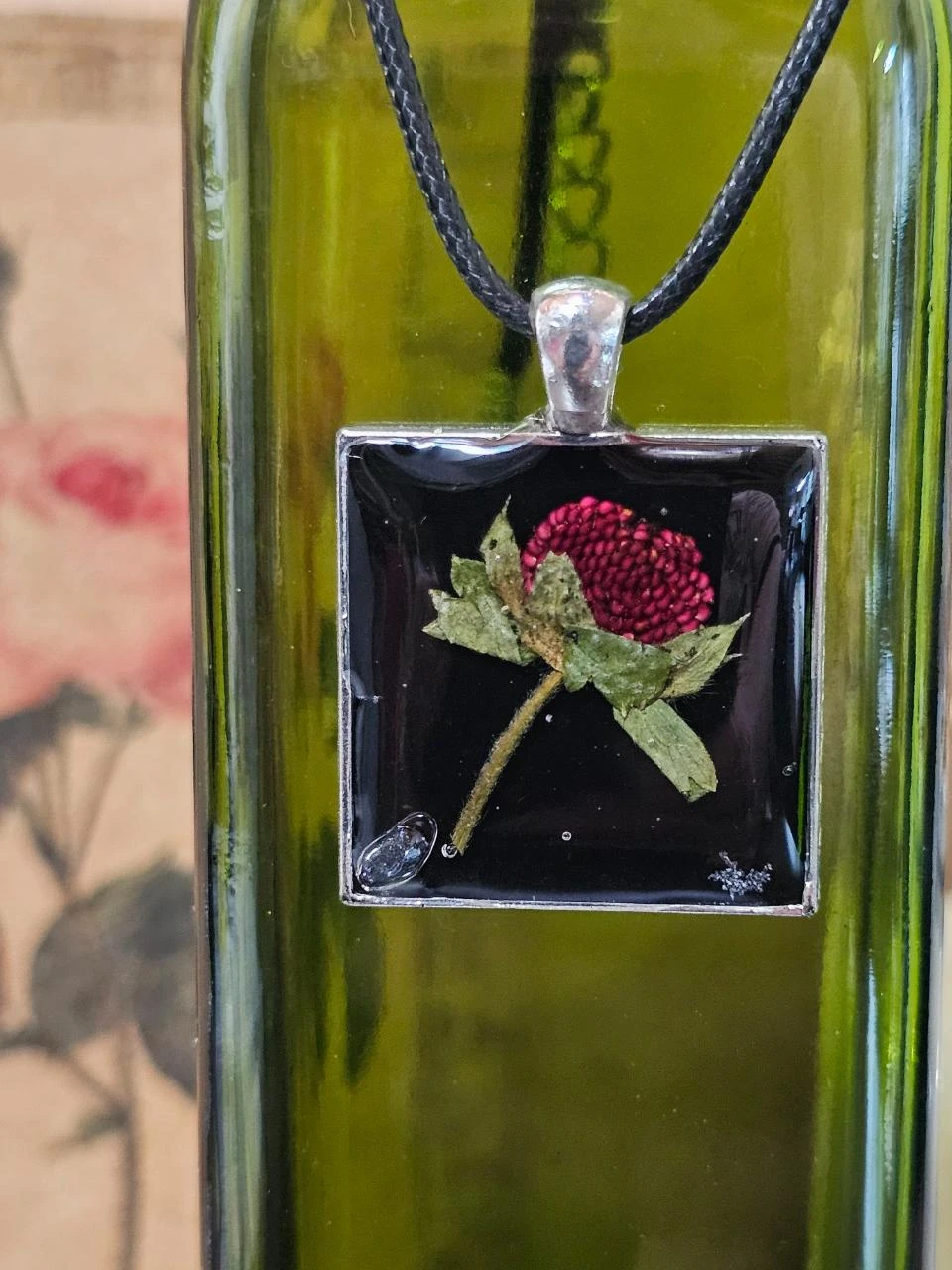 🍓 Pendentif avec inclusion d'une vraie fraise des Indes séchée 🍓